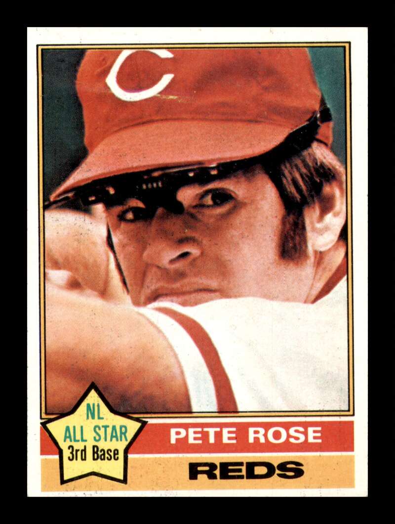 Load image into Gallery viewer, 1976 Topps Pete Rose #240 Cincinnati Reds NM Near Mint Image 1

