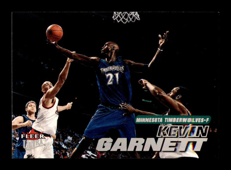 Load image into Gallery viewer, 2000-01 Fleer Ultra Kevin Garnett #185 Image 1
