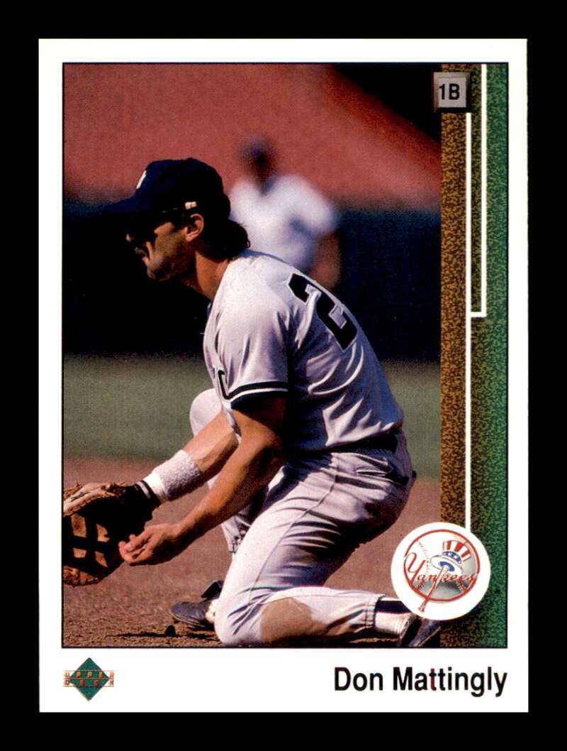 Load image into Gallery viewer, 1989 Upper Deck Don Mattingly #200 Image 1
