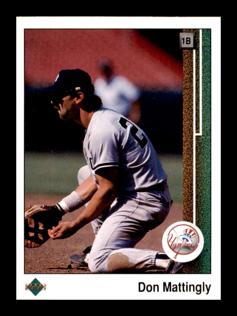 Load image into Gallery viewer, 1989 Upper Deck Don Mattingly #200 Image 1
