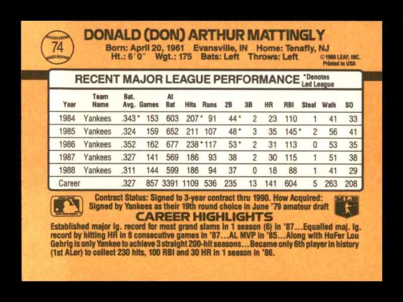 Load image into Gallery viewer, 1989 Donruss Don Mattingly #74 New York Yankees Image 2
