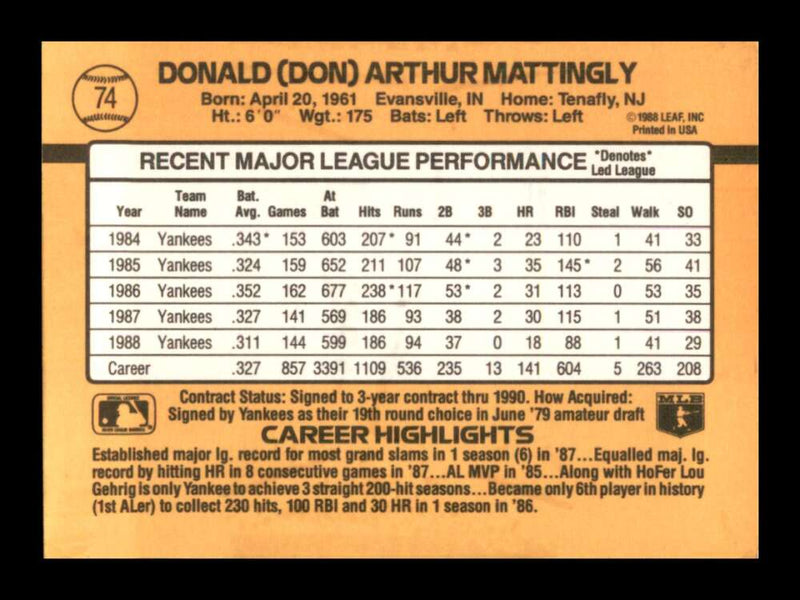 Load image into Gallery viewer, 1989 Donruss Don Mattingly #74 New York Yankees Image 2
