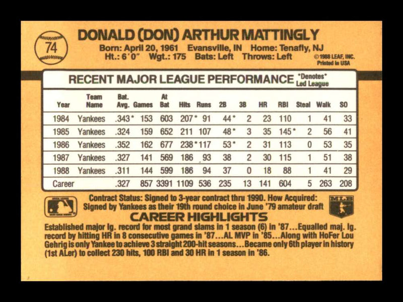 Load image into Gallery viewer, 1989 Donruss Don Mattingly #74 New York Yankees Image 2
