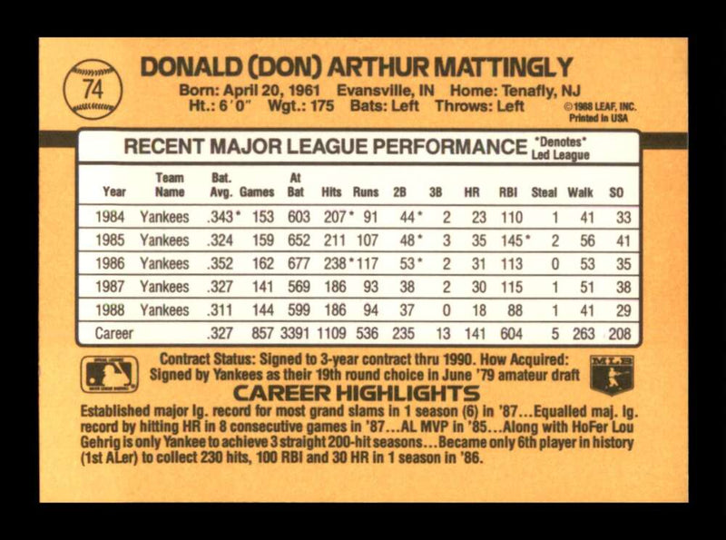 Load image into Gallery viewer, 1989 Donruss Don Mattingly #74 New York Yankees Image 2
