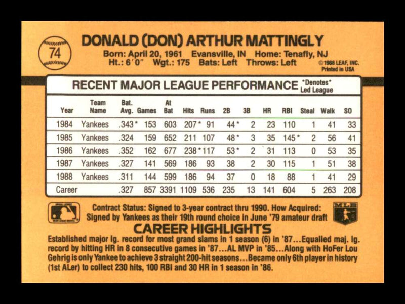 Load image into Gallery viewer, 1989 Donruss Don Mattingly #74 New York Yankees Image 2
