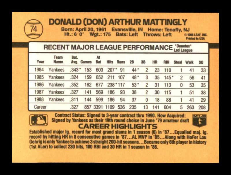 Load image into Gallery viewer, 1989 Donruss Don Mattingly #74 New York Yankees Image 2
