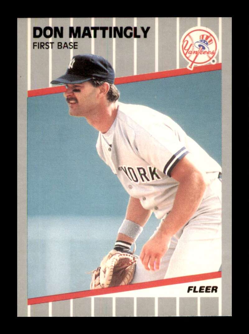 Load image into Gallery viewer, 1989 Fleer Don Mattingly #258 New York Yankees Image 1
