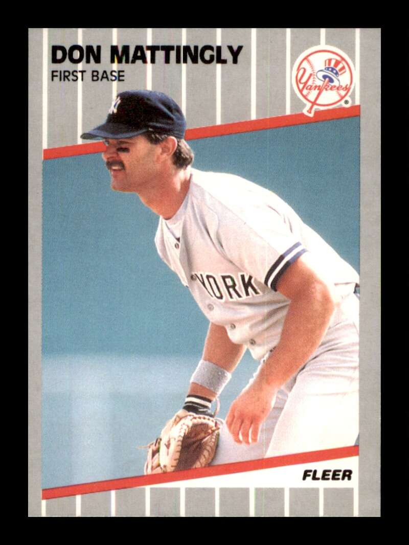 Load image into Gallery viewer, 1989 Fleer Don Mattingly #258 New York Yankees Image 1
