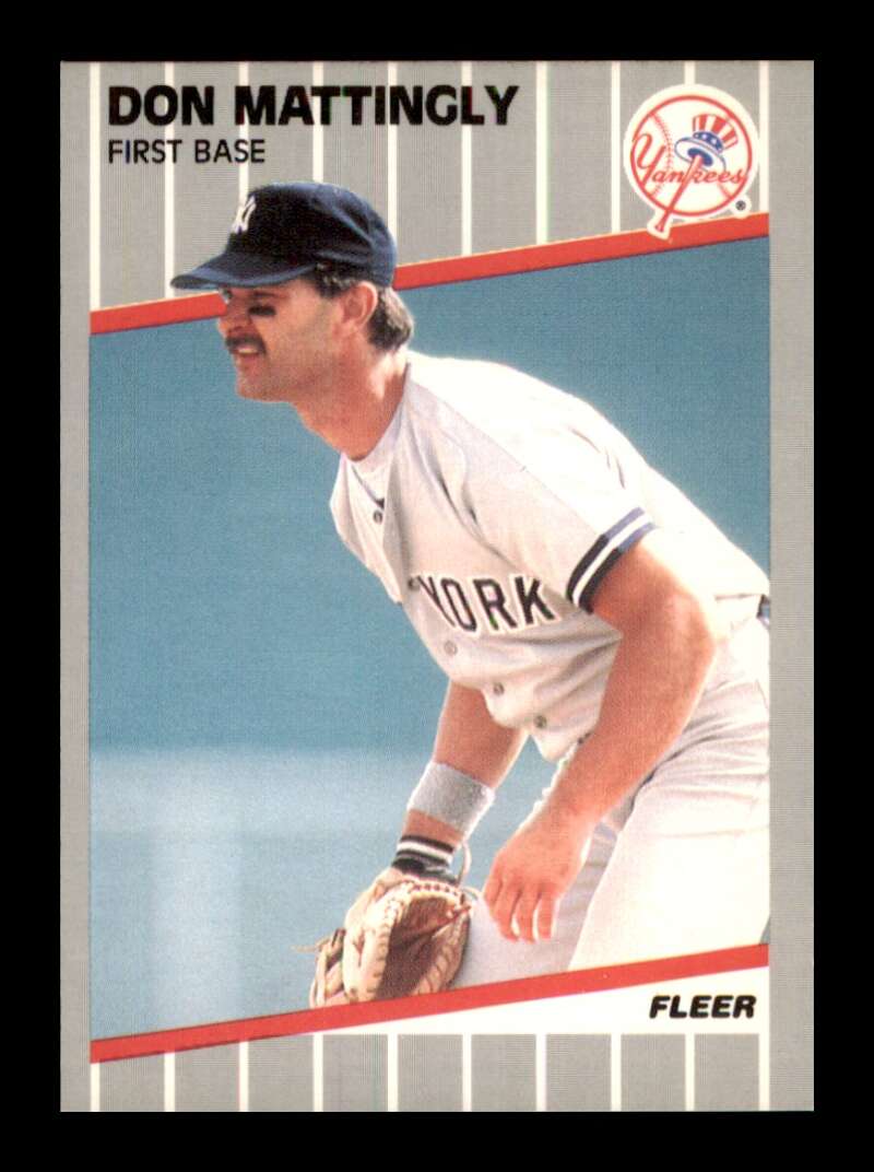 Load image into Gallery viewer, 1989 Fleer Don Mattingly #258 New York Yankees Image 1
