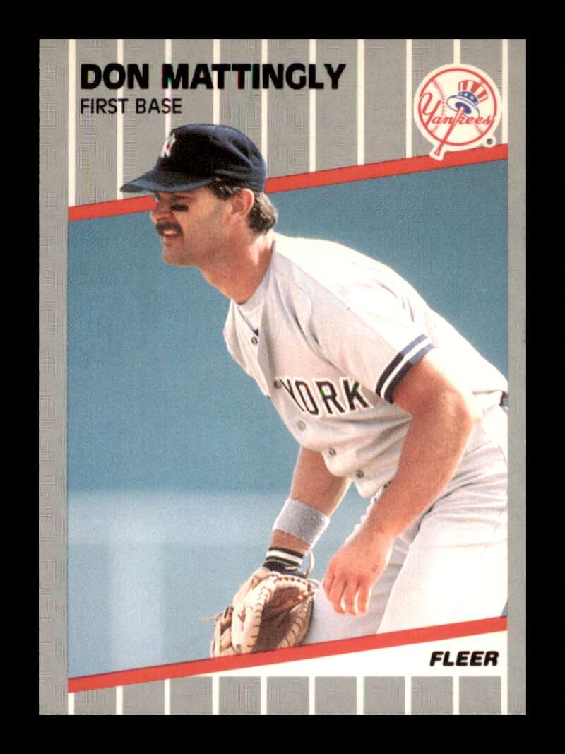 Load image into Gallery viewer, 1989 Fleer Don Mattingly #258 New York Yankees Image 1
