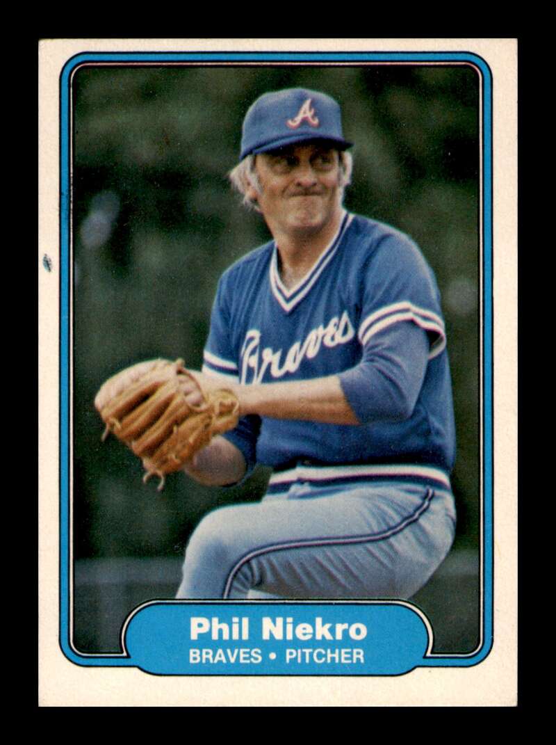 Load image into Gallery viewer, 1982 Fleer Phil Niekro #444 Atlanta Braves Image 1
