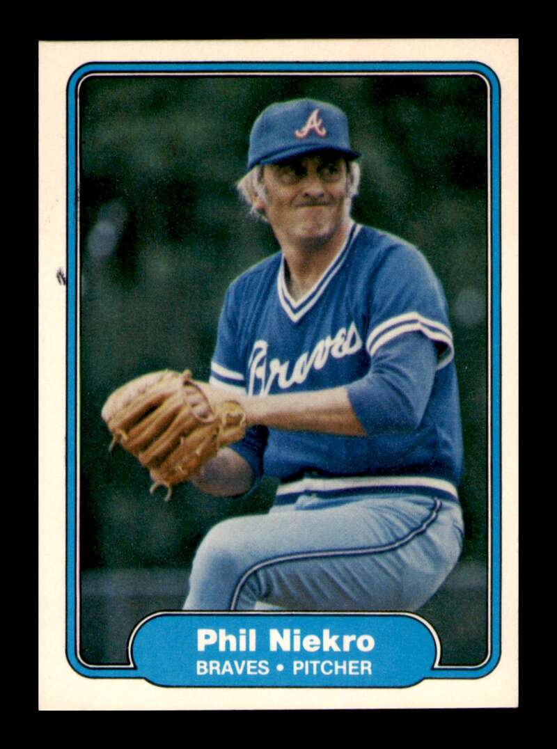 Load image into Gallery viewer, 1982 Fleer Phil Niekro #444 Atlanta Braves Image 1
