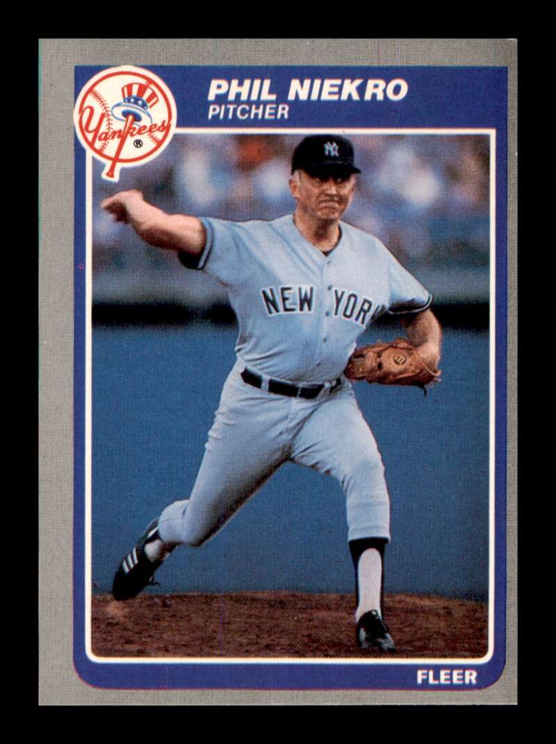 Load image into Gallery viewer, 1985 Fleer Phil Niekro #138 New York Yankees Image 1
