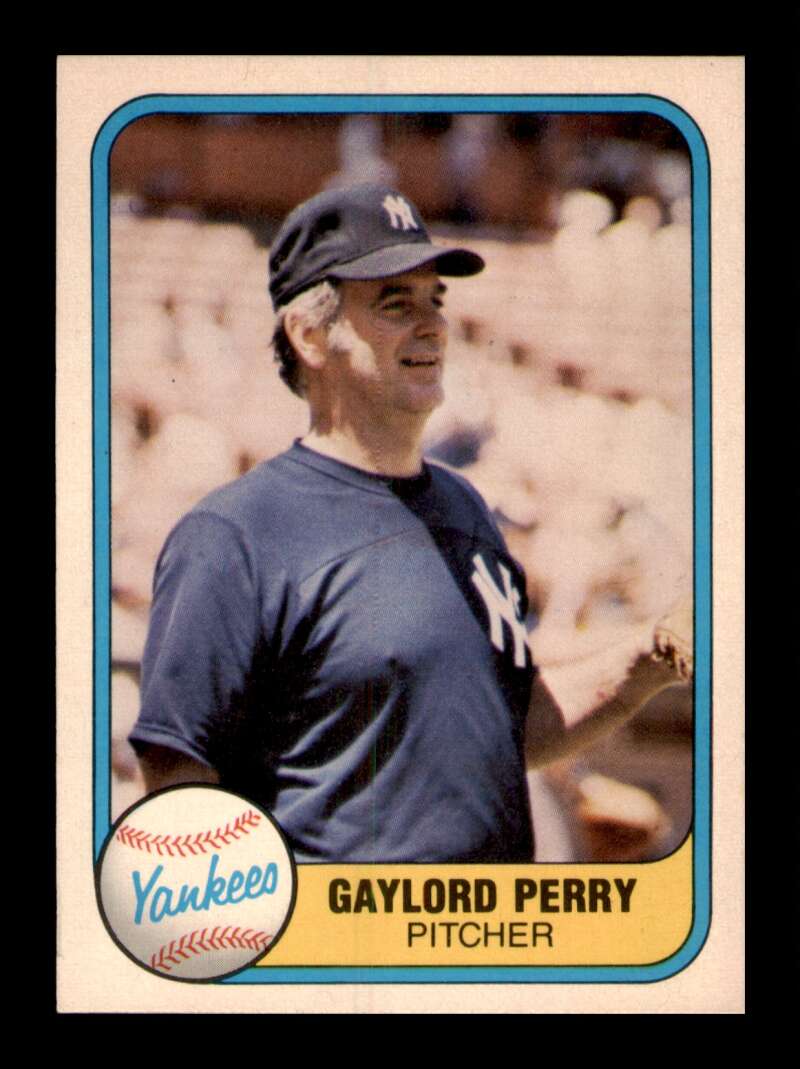 Load image into Gallery viewer, 1981 Fleer Gaylord Perry #91 New York Yankees Image 1
