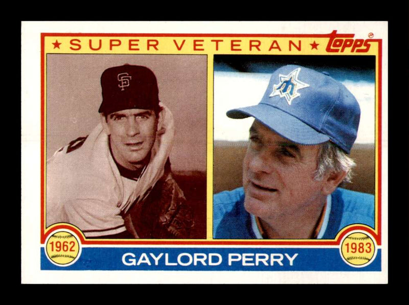 Load image into Gallery viewer, 1983 Topps Gaylord Perry #464 Super Veteran Seattle Mariners Image 1
