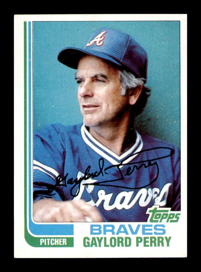 Load image into Gallery viewer, 1982 Topps Gaylord Perry #115 Atlanta Braves Image 1
