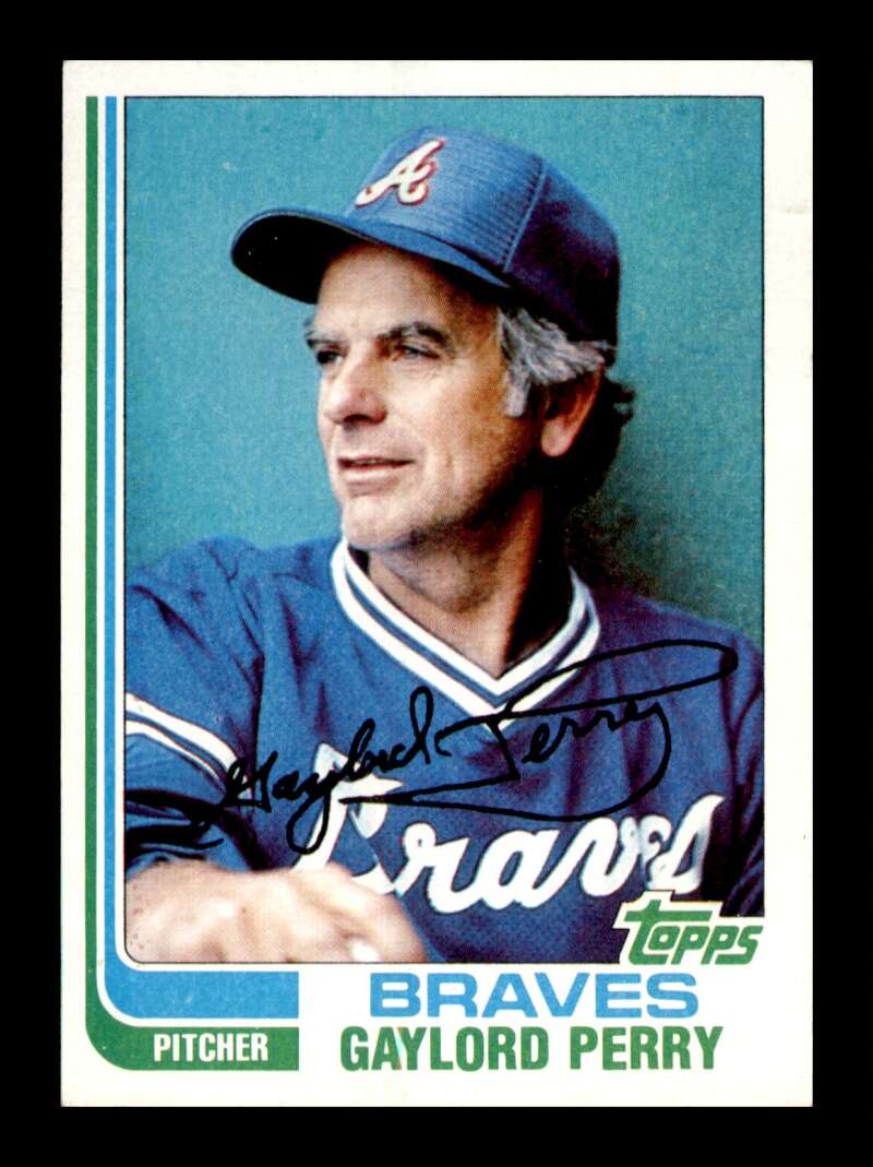 Load image into Gallery viewer, 1982 Topps Gaylord Perry #115 Atlanta Braves Image 1
