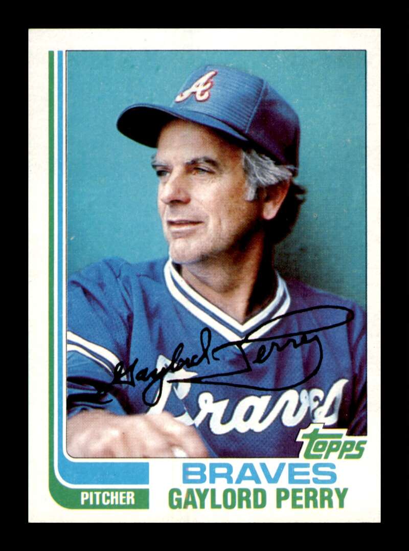 Load image into Gallery viewer, 1982 Topps Gaylord Perry #115 Atlanta Braves Image 1
