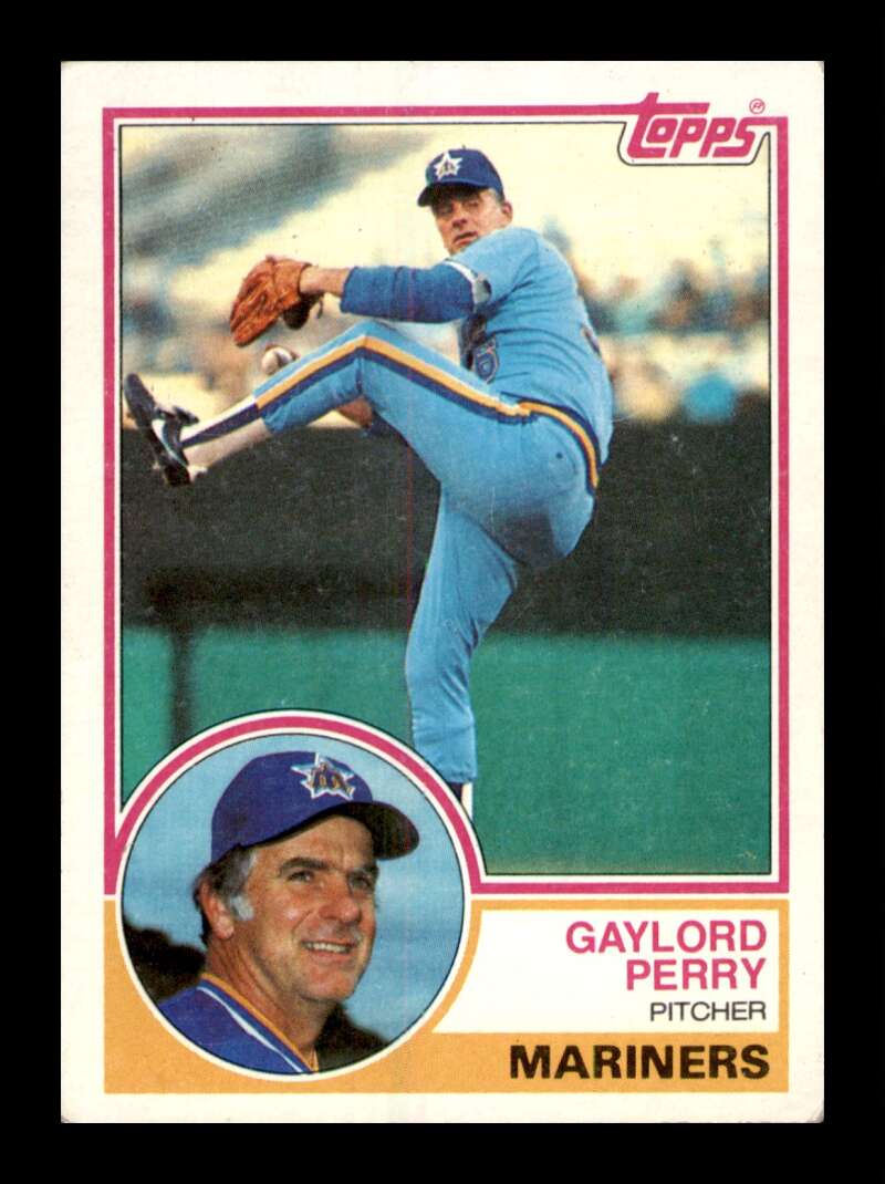 Load image into Gallery viewer, 1983 Topps Gaylord Perry #463 Seattle Mariners Image 1
