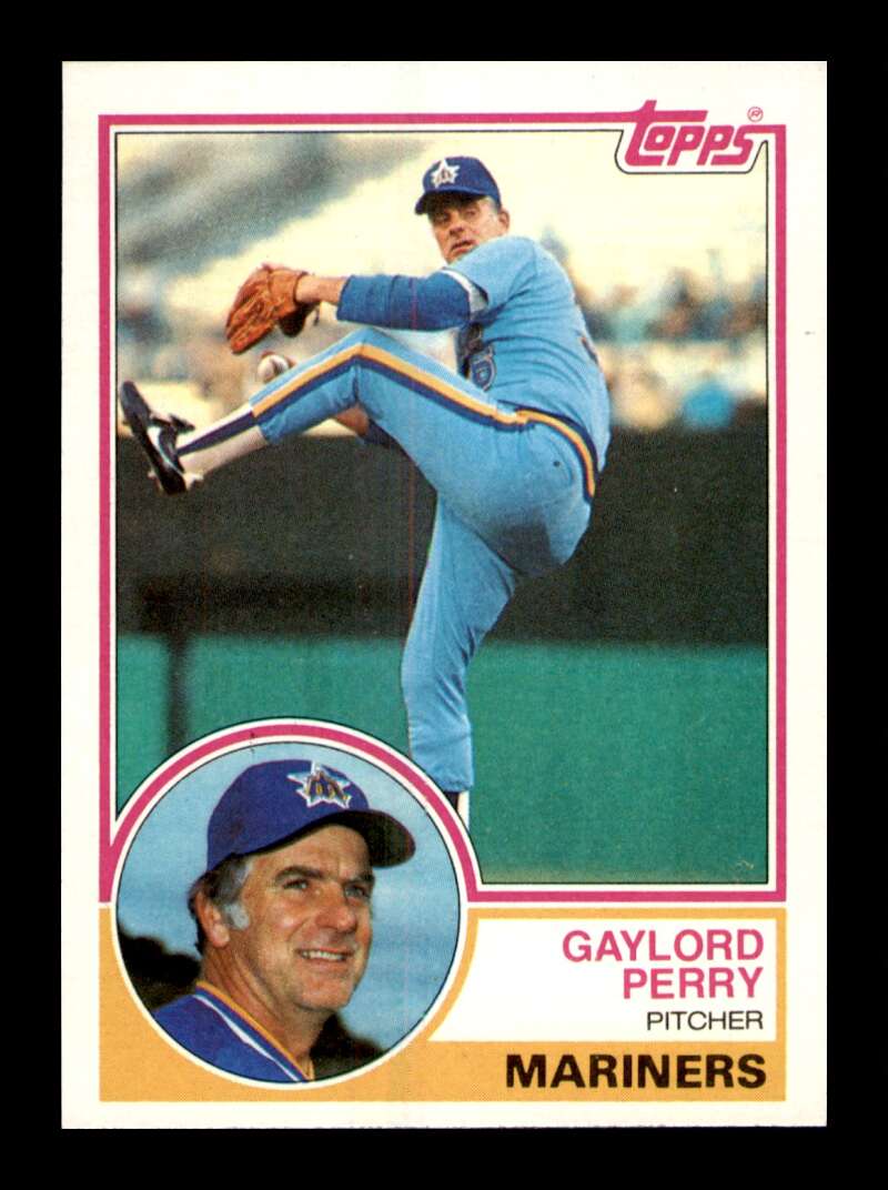 Load image into Gallery viewer, 1983 Topps Gaylord Perry #463 Seattle Mariners Image 1
