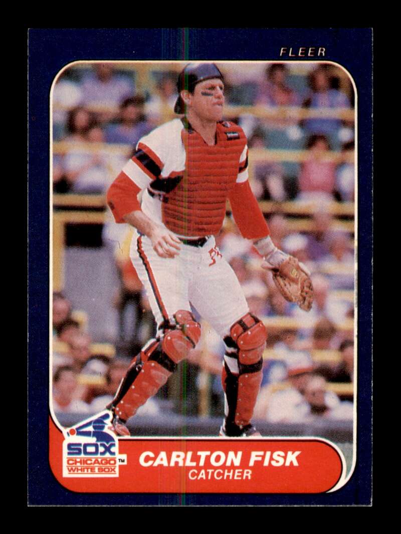 Load image into Gallery viewer, 1986 Fleer Carlton Fisk #204 Chicago White Sox Image 1
