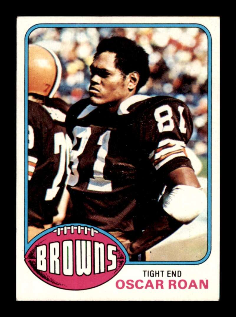 Load image into Gallery viewer, 1976 Topps Oscar Roan #256 Rookie RC Set Break Cleveland Browns Image 1
