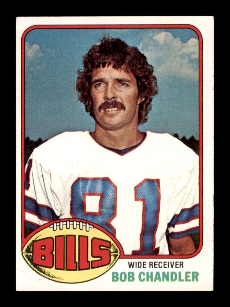 Load image into Gallery viewer, 1976 Topps Bob Chandler #318 Set Break Buffalo Bills Image 1
