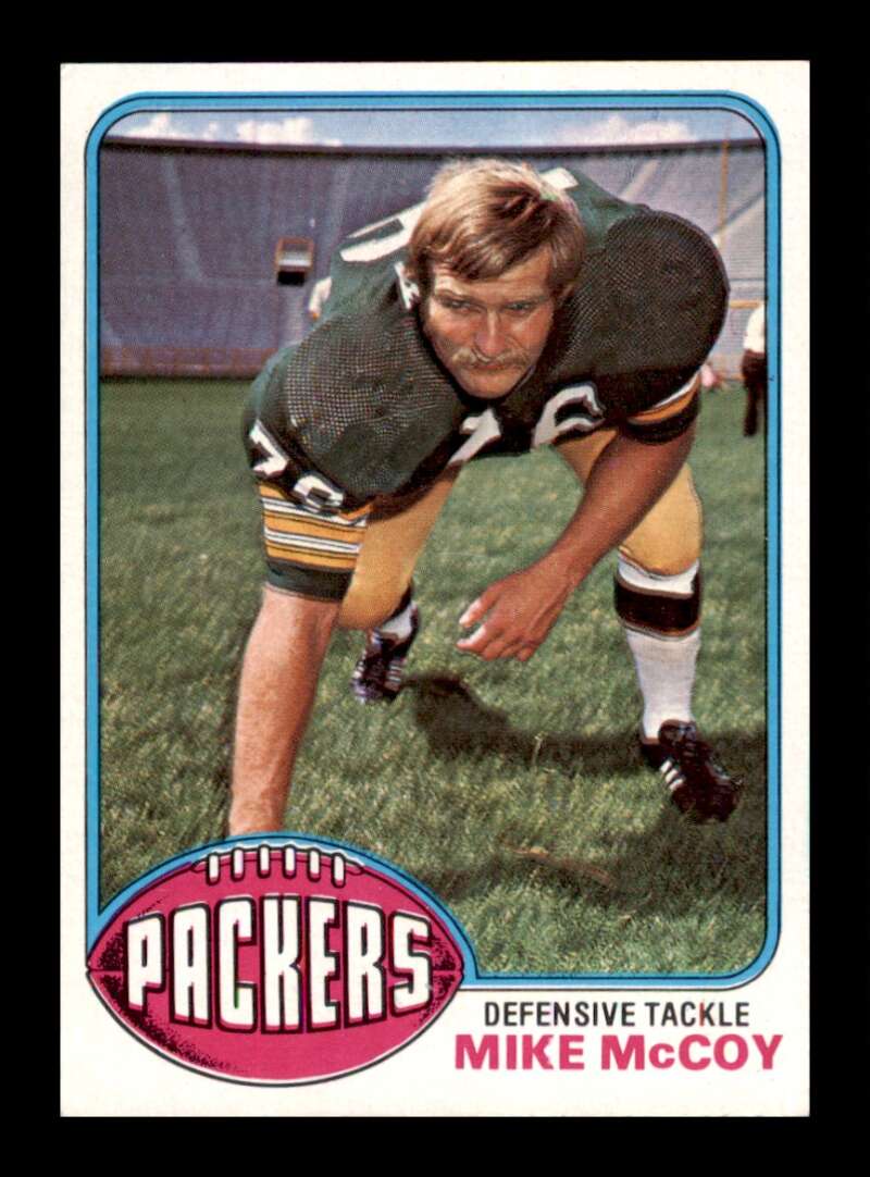 Load image into Gallery viewer, 1976 Topps Mike McCoy #262 Set break Green Bay Packers Image 1
