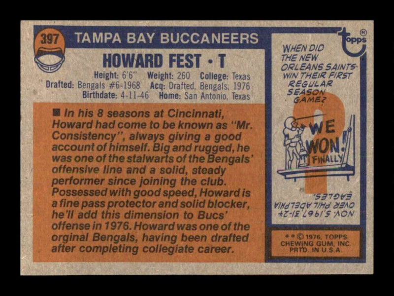 Load image into Gallery viewer, 1976 Topps Howard Fest #397 Set Break Tampa Bay Buccaneers Image 2
