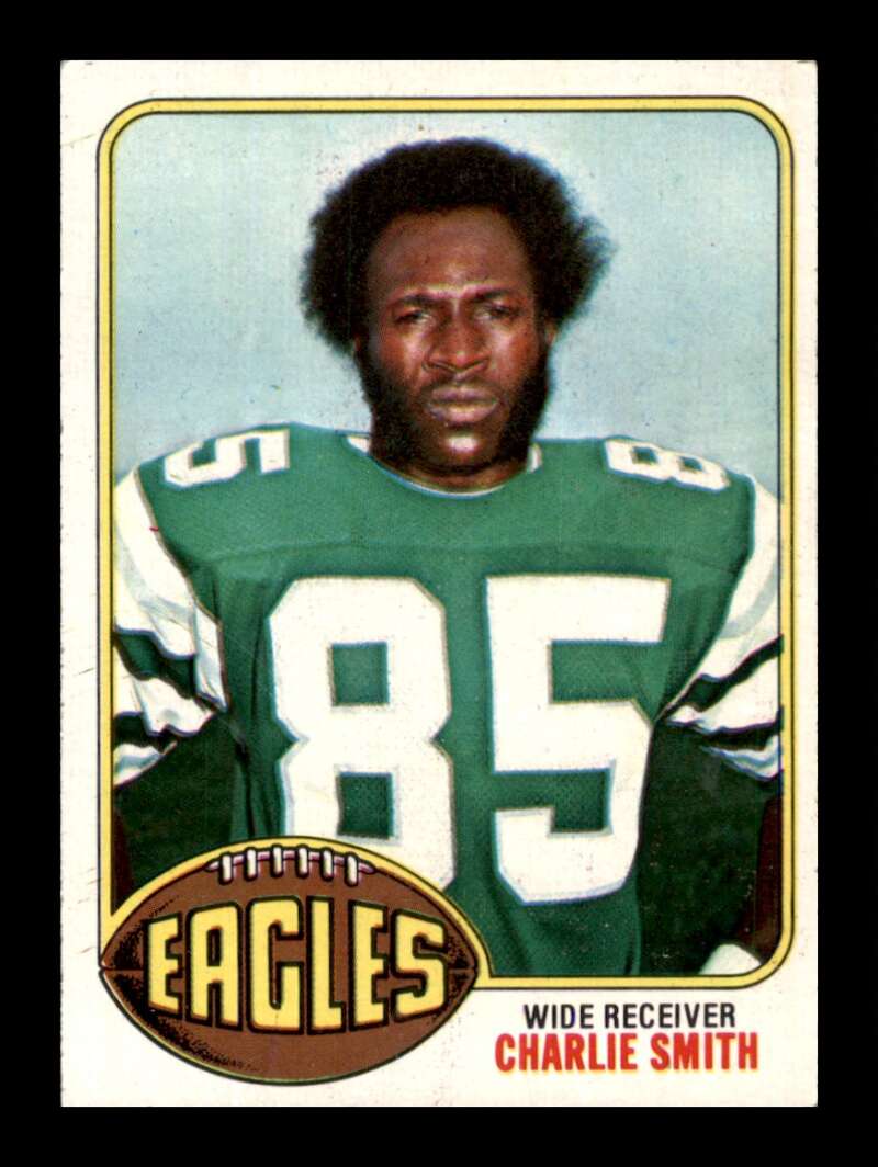 Load image into Gallery viewer, 1976 Topps Charlie Smith #239 Rookie RC Set Break Philadelphia Eagles Image 1
