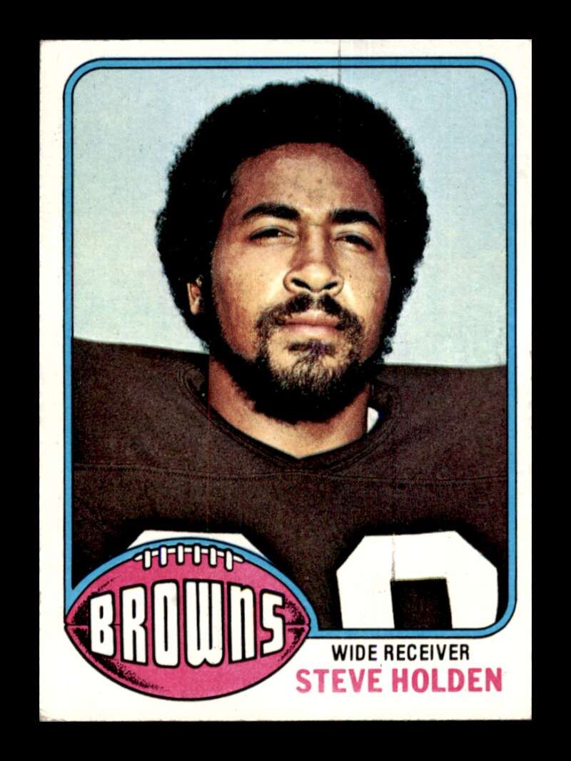 Load image into Gallery viewer, 1976 Topps Steve Holden #167 Set Break Cleveland Browns Image 1
