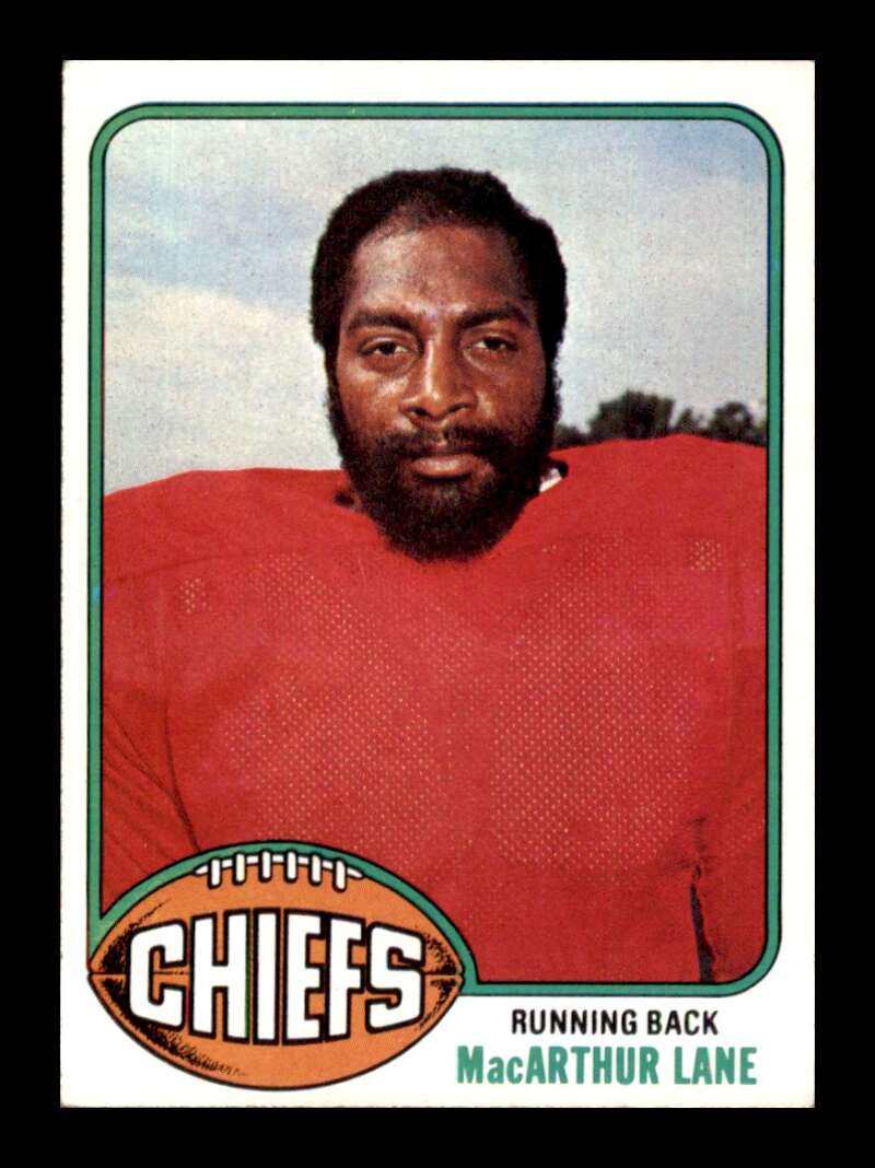 Load image into Gallery viewer, 1976 Topps MacArthur Lane #184 Set Break Kansas City Chiefs Image 1
