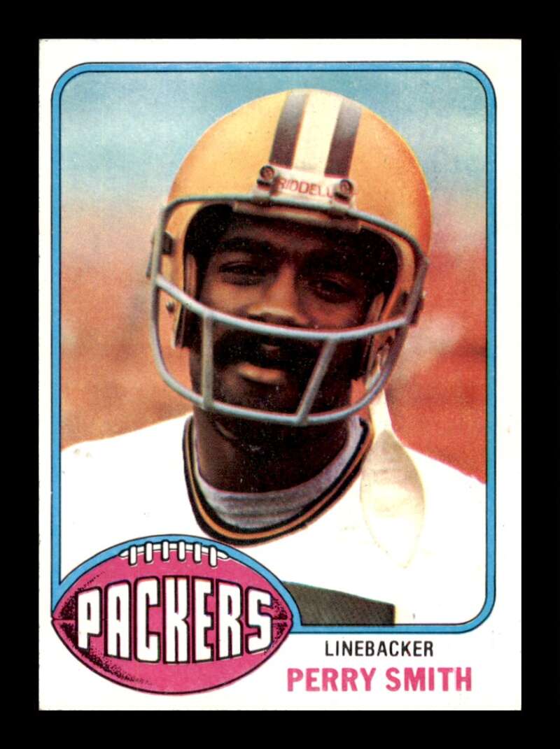 Load image into Gallery viewer, 1976 Topps Perry Smith #526 Set Break Green Bay Packers Image 1
