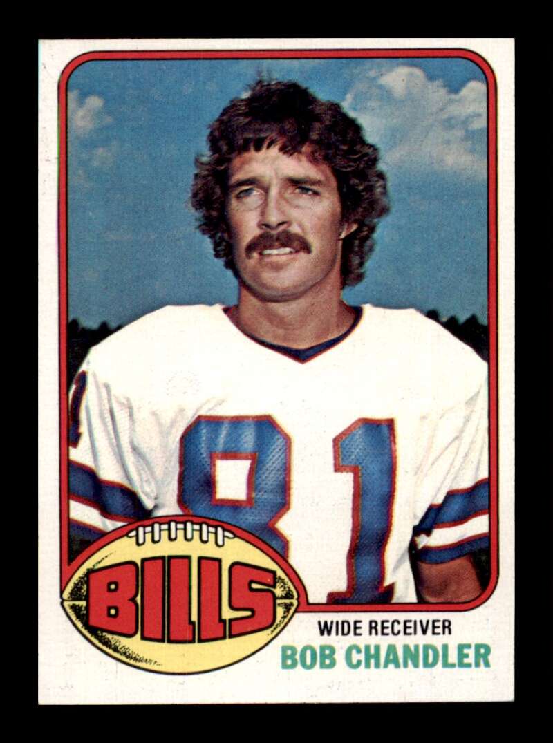 Load image into Gallery viewer, 1976 Topps Bob Chandler #318 Set Break Buffalo Bills Image 1
