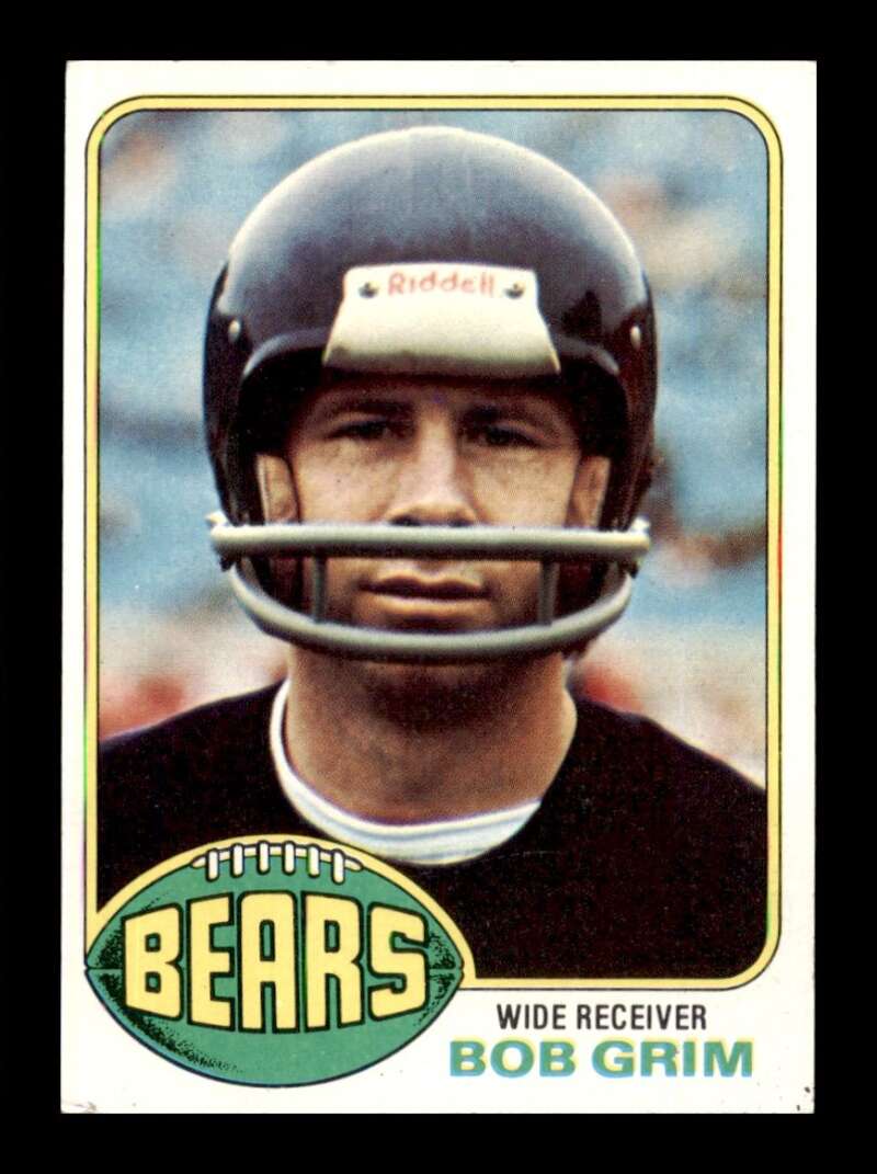 Load image into Gallery viewer, 1976 Topps Bob Grim #124 Set Break Chicago Bears Image 1
