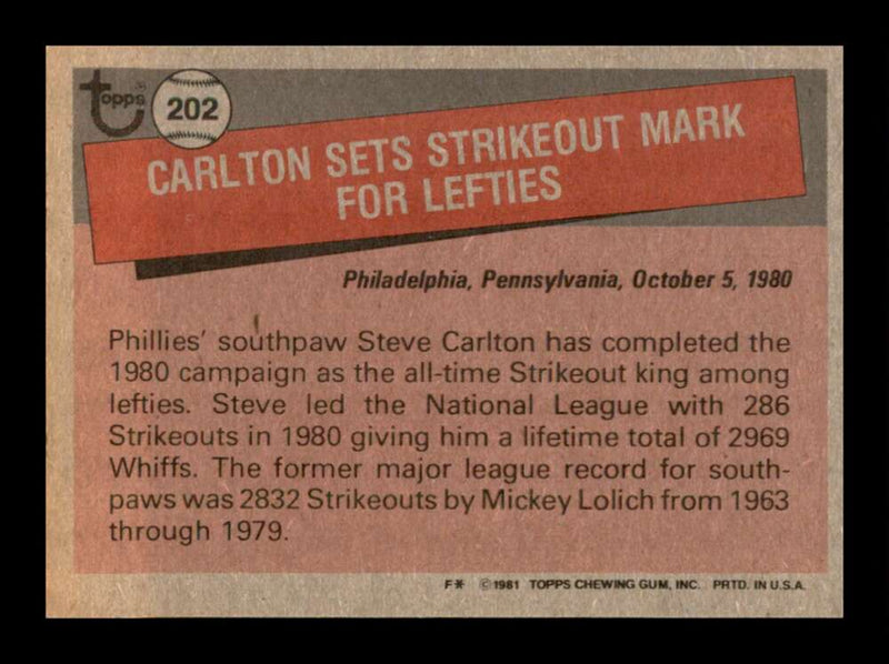 Load image into Gallery viewer, 1981 Topps Steve Carlton #202 Philadelphia Phillies Image 2
