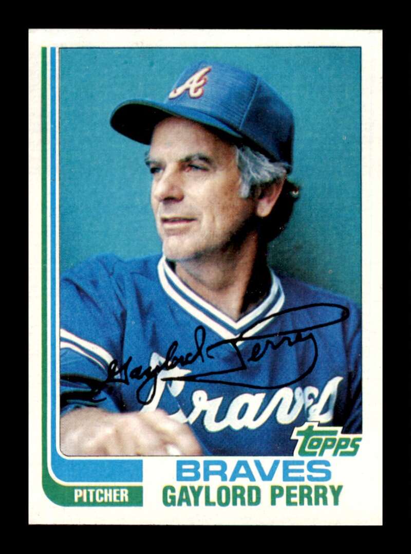 Load image into Gallery viewer, 1982 Topps Gaylord Perry #115 Atlanta Braves Image 1
