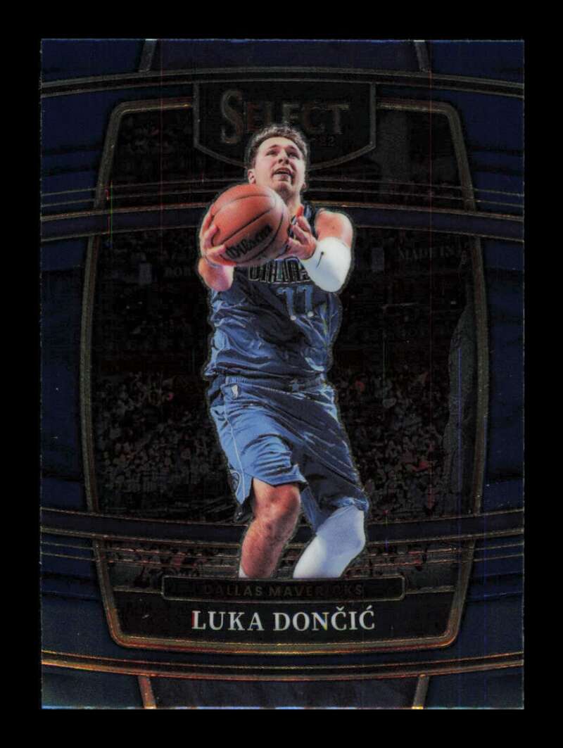 Load image into Gallery viewer, 2021-22 Panini Select Blue Luka Doncic #12 Dallas Mavericks Image 1
