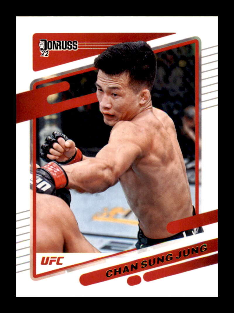 Load image into Gallery viewer, 2022 Donruss Chan Sung Jung #75 Featherweight Image 1

