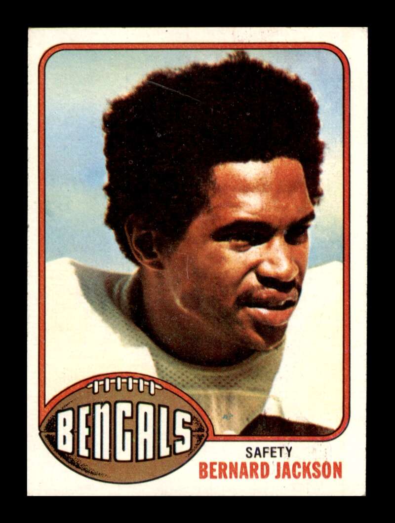 Load image into Gallery viewer, 1976 Topps Bernard Jackson #449 Rookie RC Cincinnati Bengals Image 1
