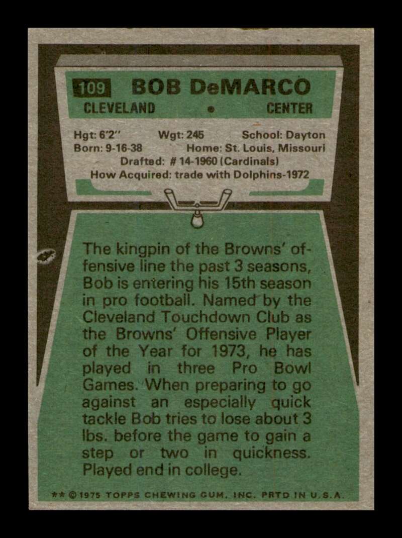 Load image into Gallery viewer, 1975 Topps Bob Demarco #109 Cleveland Browns Image 2
