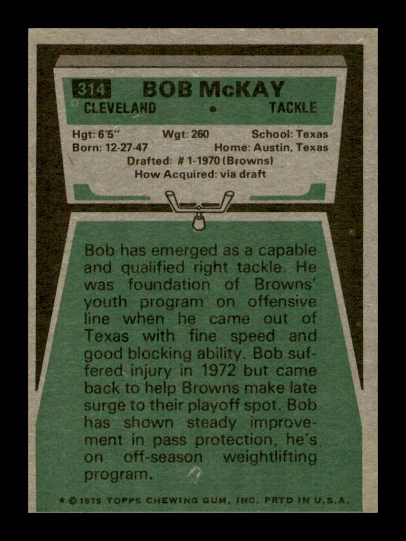 Load image into Gallery viewer, 1975 Topps Bob McKay #314 Cleveland Browns Image 2
