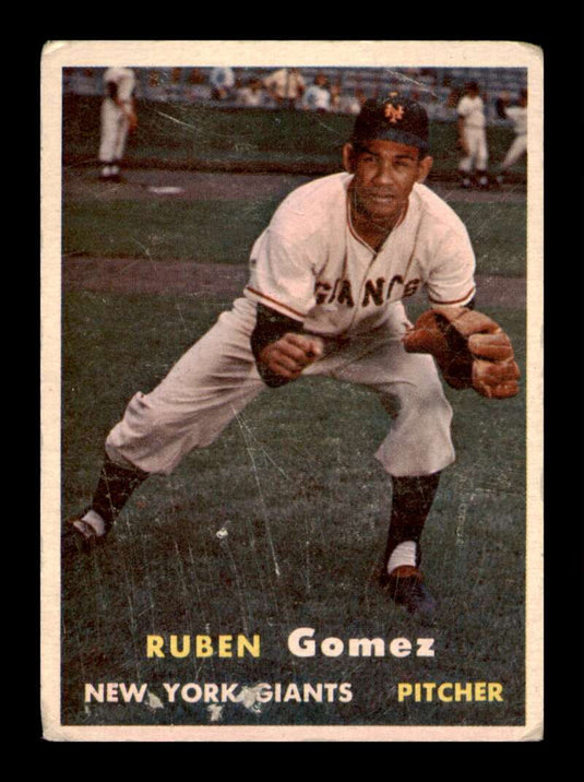 1957 Topps Ruben Gomez