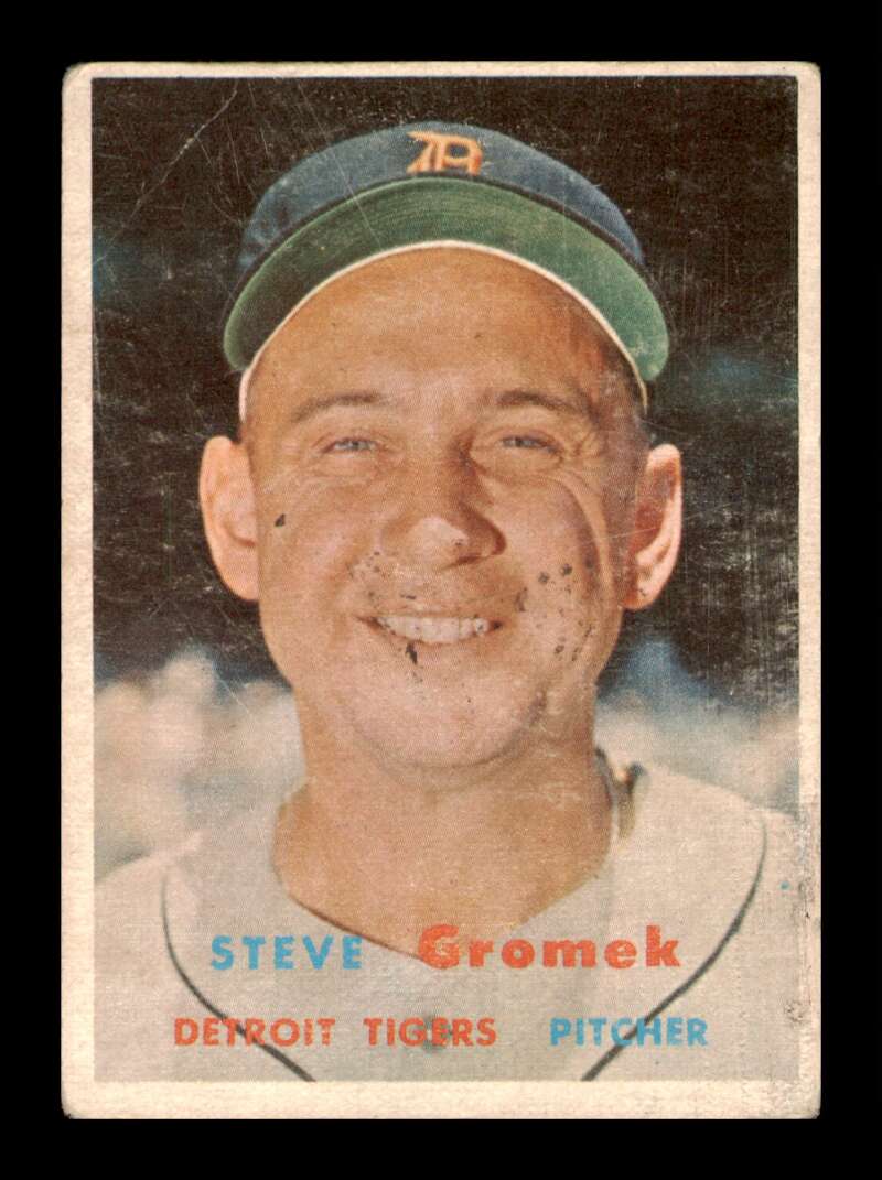 Load image into Gallery viewer, 1957 Topps Steve Gromek #258 Crease Detroit Tigers Image 1
