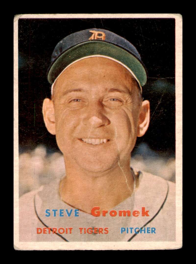 Load image into Gallery viewer, 1957 Topps Steve Gromek #258 Crease Detroit Tigers Image 1
