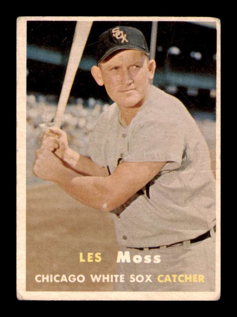 Load image into Gallery viewer, 1957 Topps Les Moss #213 Crease Chicago White Sox Image 1
