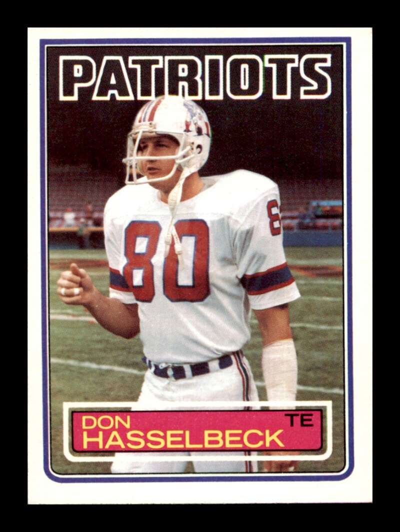 Load image into Gallery viewer, 1983 Topps Don Hasselbeck #331 New England Patriots Image 1
